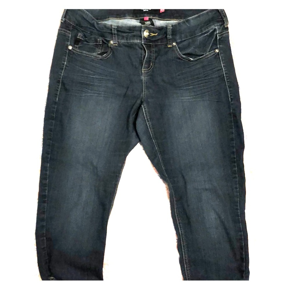 Torrid ankle length zipper detail jeans